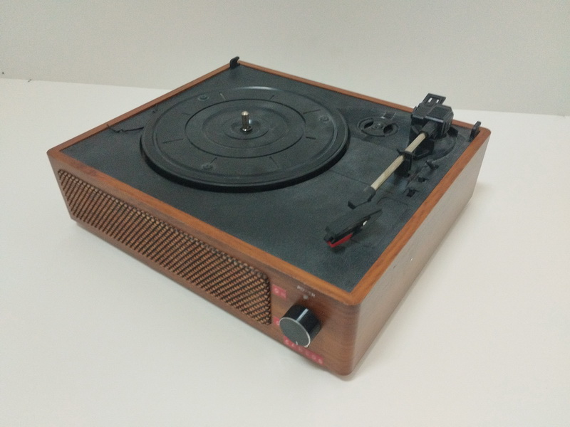 tocadiscos aspecto retro func mad 9-13.5x32.5x27.5 3u